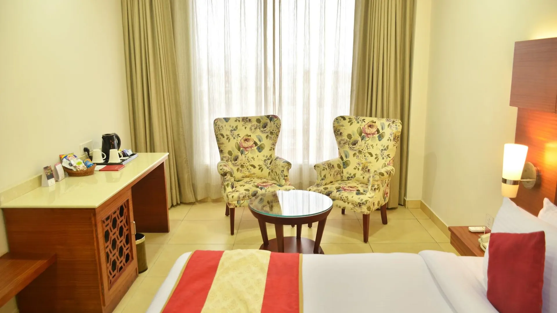 Mint Hotel Premia Chandigarh, Zirakpur 3*,