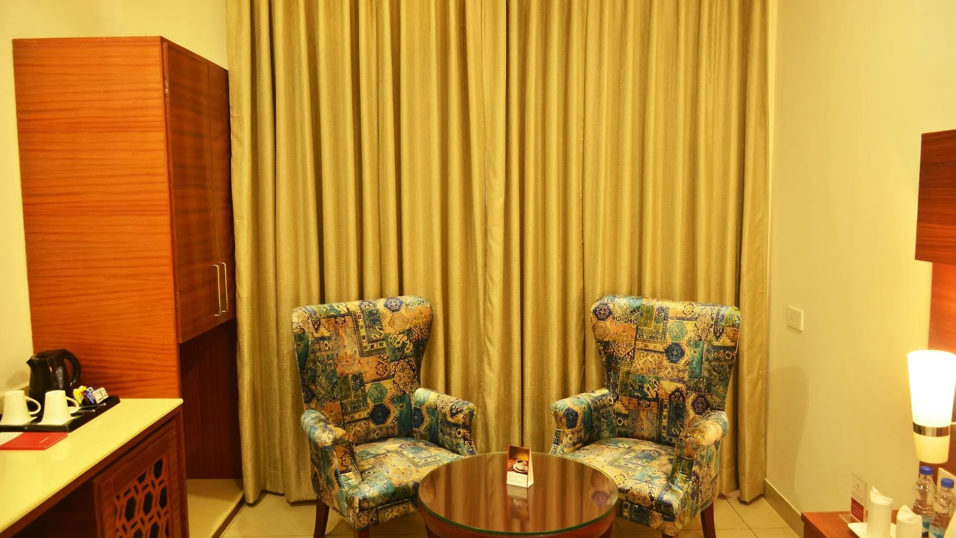 Mint Hotel Premia Chandigarh, Zirakpur