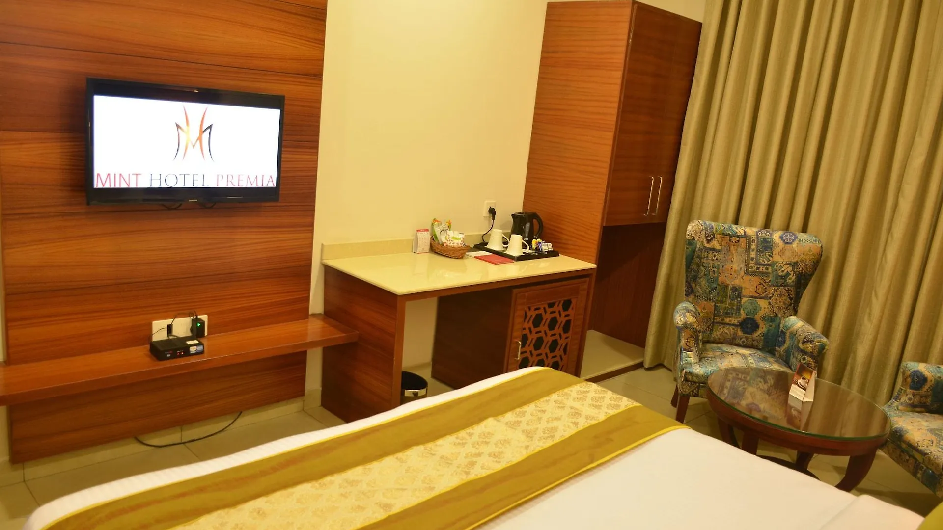Mint Hotel Premia Chandigarh, Zirakpur