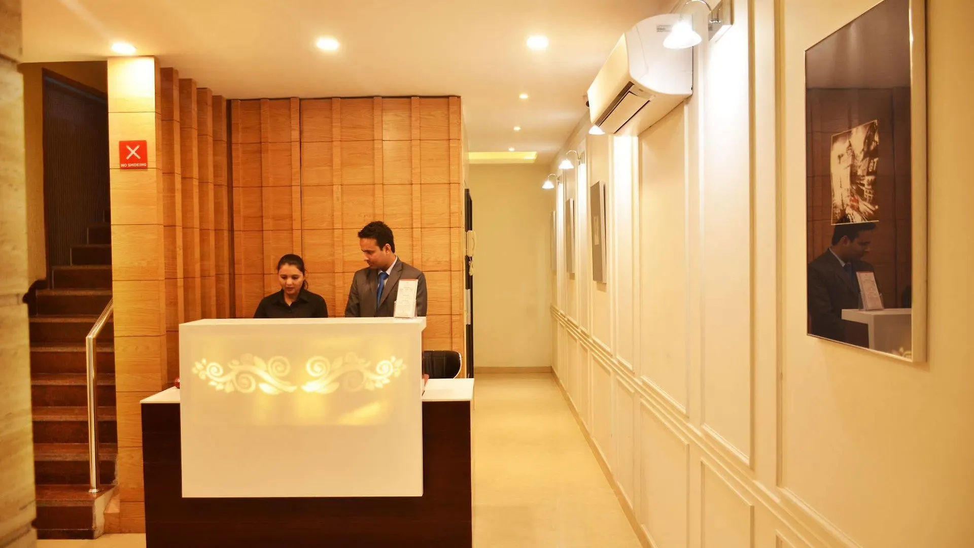 Mint Hotel Premia Chandigarh, Zirakpur 3*,  India